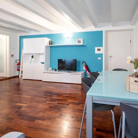 Apartment Gardastay-dolly's House *